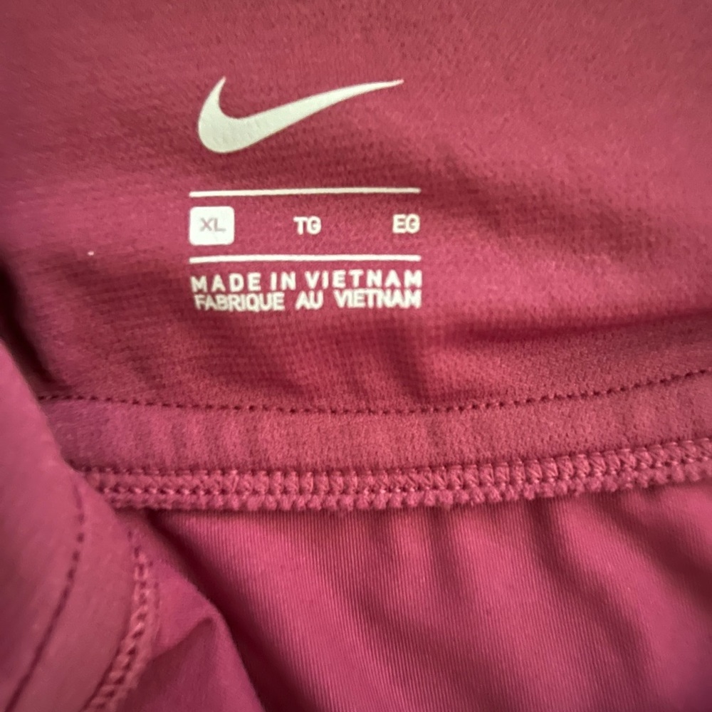 Nike tanking top
